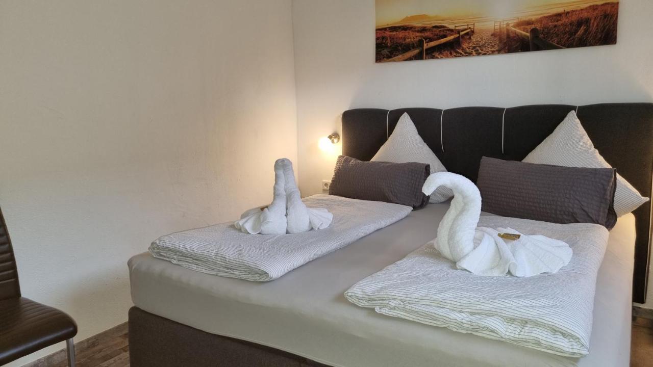 Pension Likedeeler Suite Sir Henry Morgan Боркум Экстерьер фото